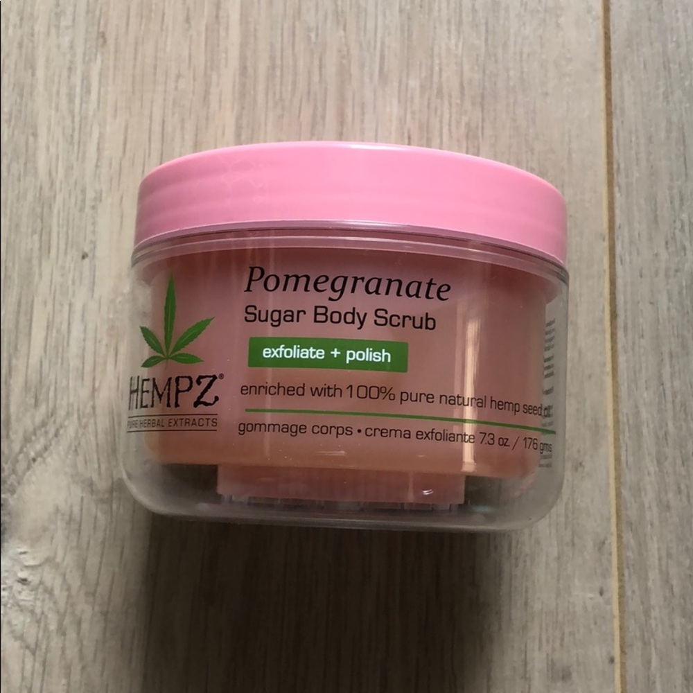 Hempz pomegranate sugar body scrub 7.3 oz